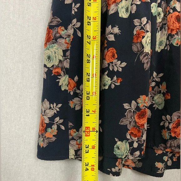 Pins and Needles  floral dress Sz L - Picture 11 of 11